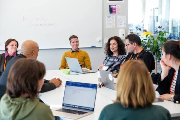 How to find local scholarship in your state/ region